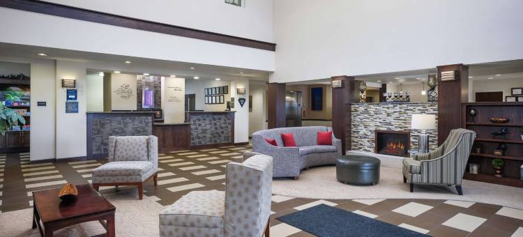 Best Western Plus Green Mill Village Hotel  Suites Convention Center图片