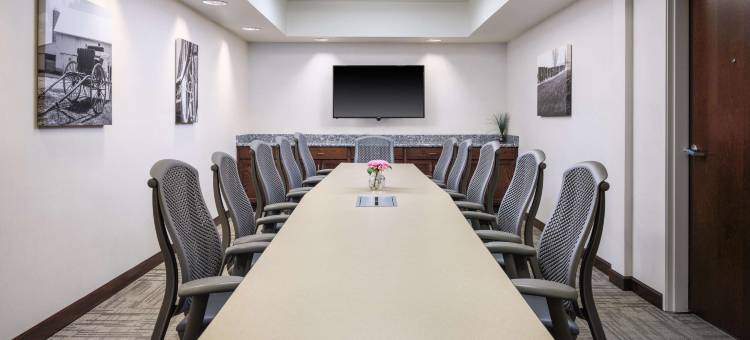 Best Western Plus Green Mill Village Hotel  Suites Convention Center图片