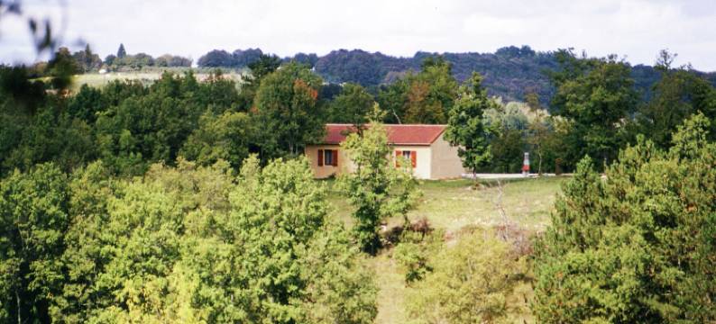 Quiet holiday home with shared pool图片