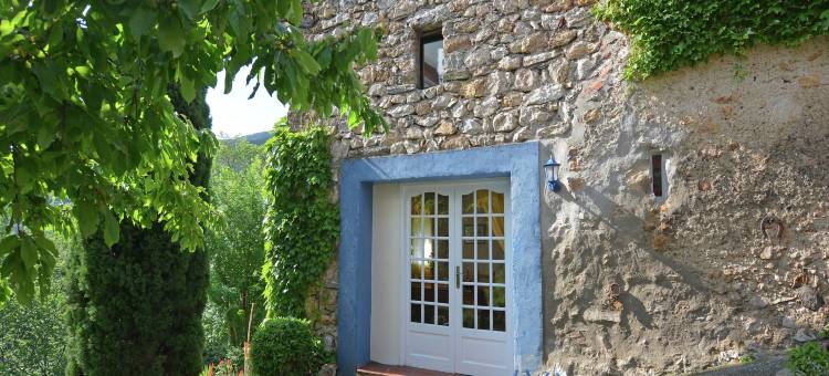 Villa in Pyrenees with Stunning Mountain Views图片