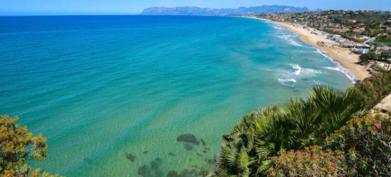 Seafront apartment in Alcamo图片