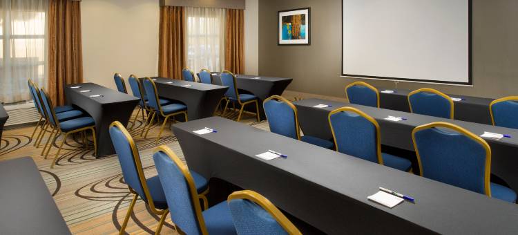 Holiday Inn Express & Suites DFW -葡萄(Holiday Inn Express & Suites DFW Airport - Grapevine)图片