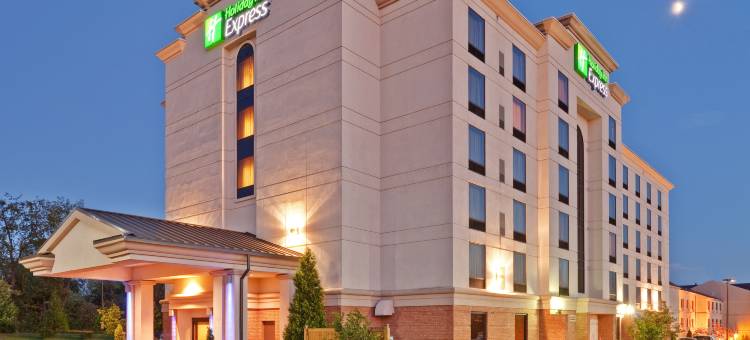 智选假日套房酒店布隆明(Holiday Inn Express & Suites BLOOMINGTON by IHG)图片