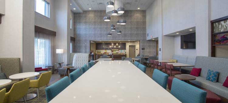 库茨敦希尔顿欢朋套房酒店(Hampton Inn & Suites by Hilton Kutztown)图片