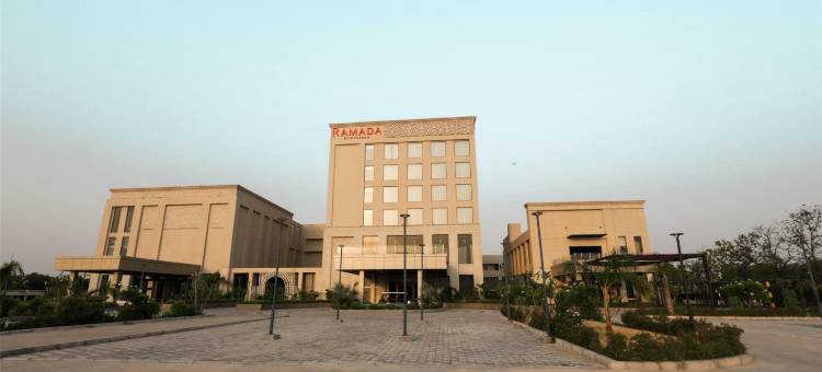 温德姆华美达酒店 索尼帕特穆尔塔尔(Ramada by Wyndham Sonipat Murthal)图片