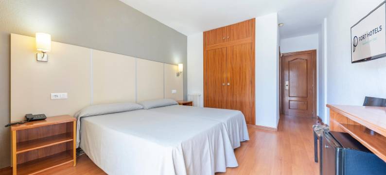 奥罗港口景观酒店(Port Vista Oro)图片