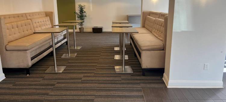 蒙哥马利东 I-240 快捷假日酒店(舒眠套房酒店孟菲斯)(Sleep Inn & Suites)图片