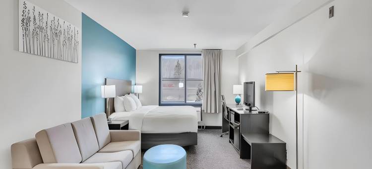 神灵山附近德卢斯套房酒店(Duluth Inn & Suites Near Spirit Mountain)图片