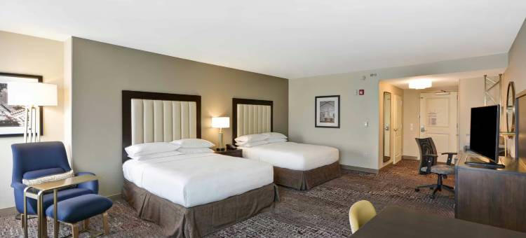 芝加哥中途机场希尔顿逸林酒店(Doubletree by Hilton Chicago Midway Airport)图片