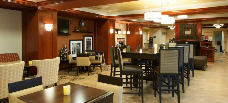 希尔顿欢朋酒店-恩特普赖斯(Hampton Inn Enterprise)图片