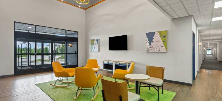 希尔顿Spark奥克福里斯特I-57州际公路酒店(Spark by Hilton Oak Forest I-57)图片