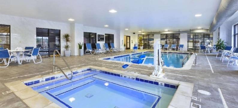 底特律绍斯盖特欢朋酒店(Hampton Inn Detroit/Southgate)图片