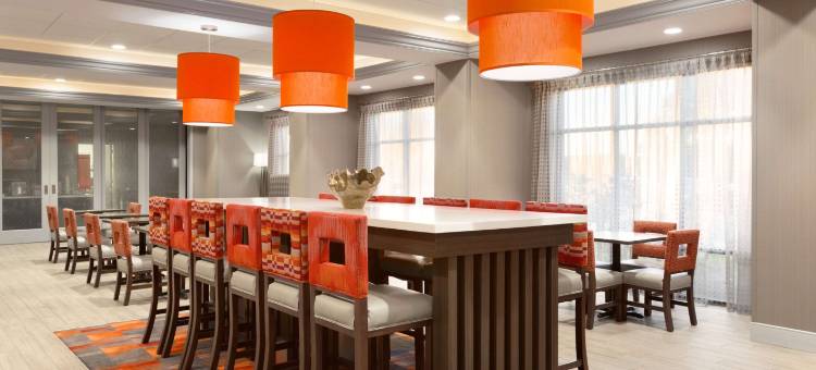 北奥姆斯特德克利夫兰机场欢朋酒店(Hampton Inn North Olmsted Cleveland Airport)图片
