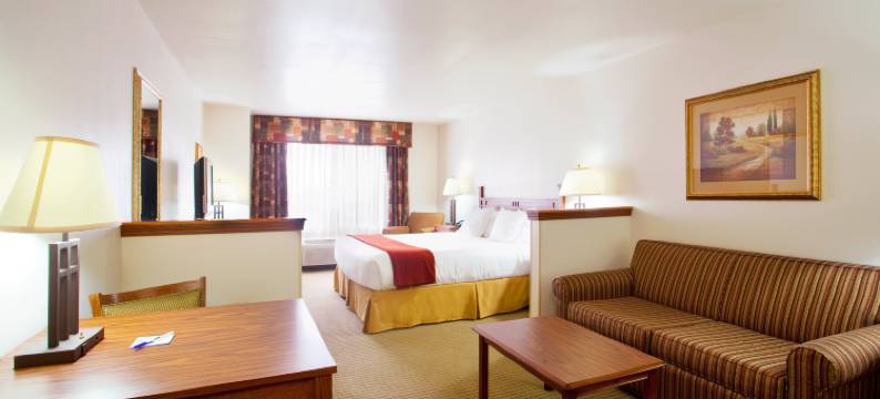 智选假日套房酒店马顿(Holiday Inn Express & Suites MATTOON by IHG)图片