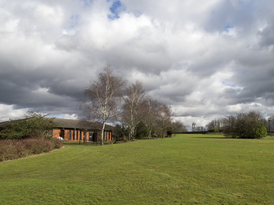 洲际酒店集团旗下的曼斯菲尔德假日酒店 - 阿尔弗雷顿