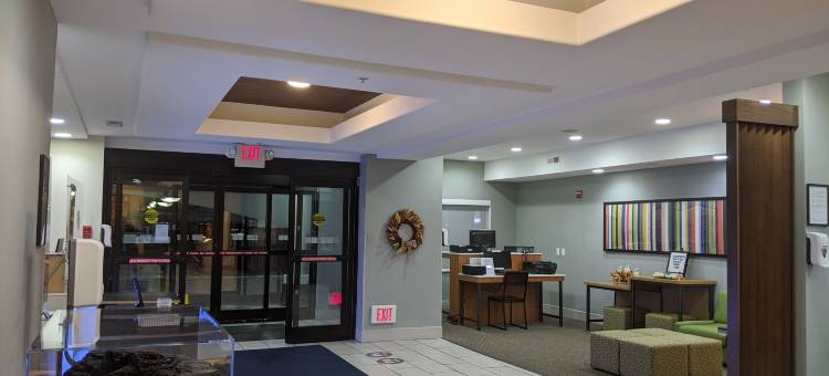 克莱浦山里奇兰兹区智选假日酒店及套房(Holiday Inn Express & Suites Claypool Hill (Richlands Area))图片