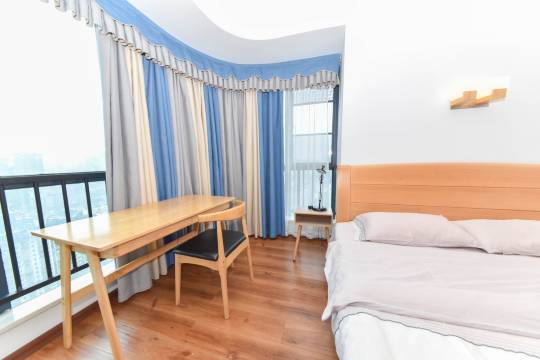 小肖房东公寓(人民中路分店)