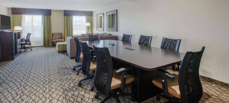 Wingate by Wyndham Roseville/Detroit图片