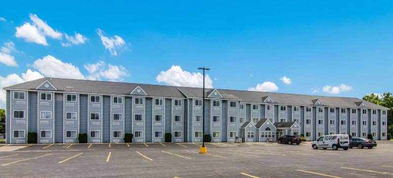 格罗夫城-奥特莱斯购物中心罗德威套房酒店(Quality Inn & Suites Grove City-Outlet Mall)图片