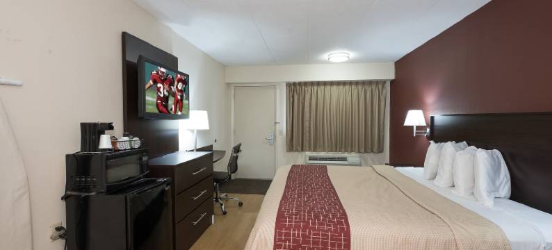 托莱多红屋顶酒店 - 莫米(Red Roof Inn Toledo - Maumee)图片