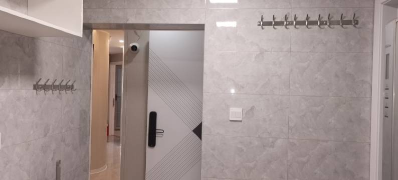 免费接车到袁家岗重医高档电梯公寓(步行街分店)图片