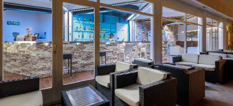 丰塔纳湾畔公园(Fontana Bayside Park)图片