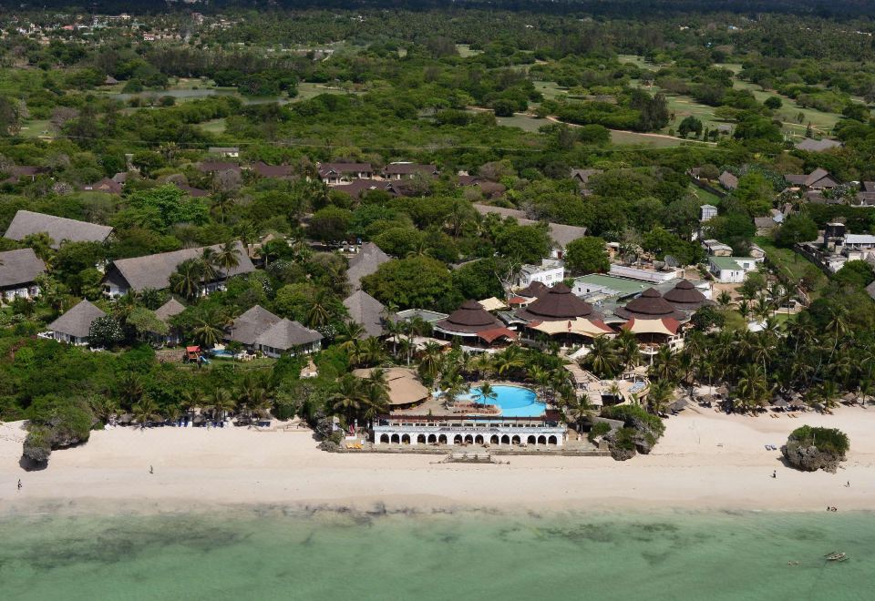 Leopard Beach Resort and SpaOver view