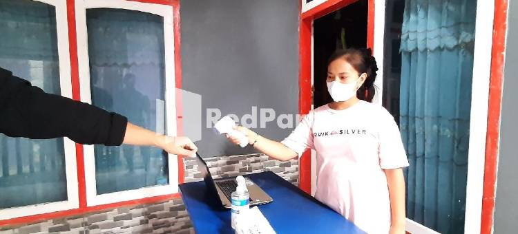 红色伙伴坎蒂卡科托腾加家庭旅馆(Homestay Cantika Koto Tengah RedPartner)图片