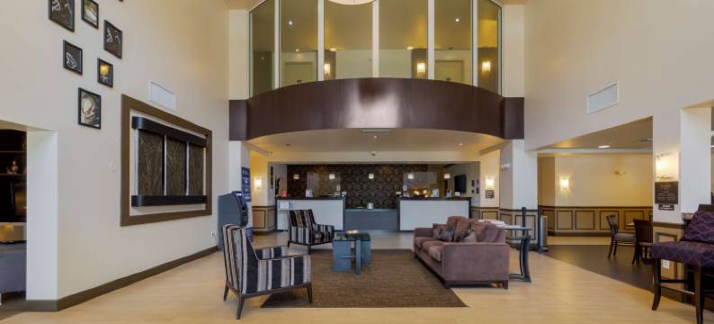 迈阿密机场北贝斯特韦斯特优质套房酒店(Best Western Plus Miami Airport North Hotel  Suites)图片