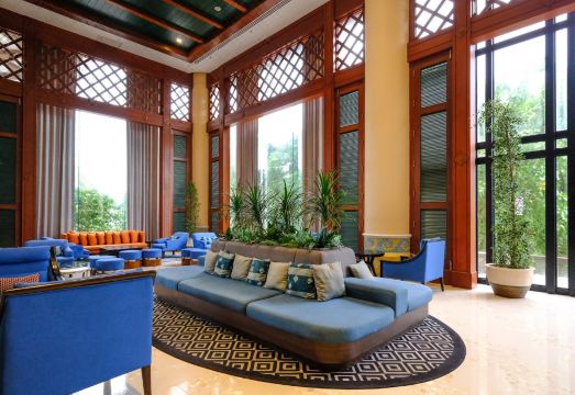 Long Beach Garden Hotel & Pavilions Hotel Overview