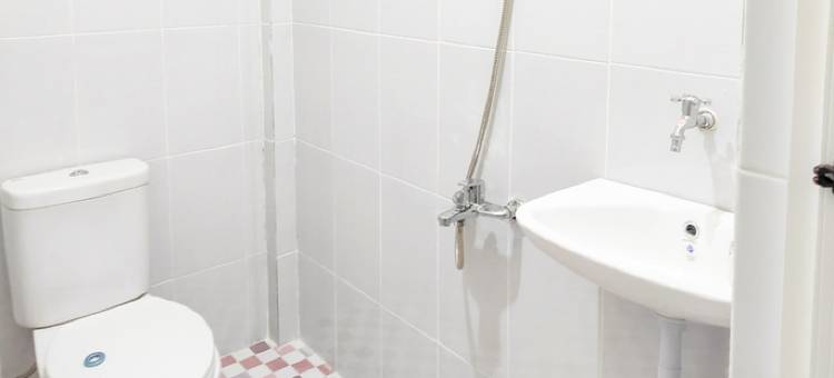 RedDoorz Syariah at Karema Area Mamuju图片