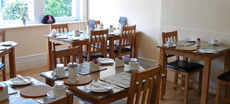 雷文斯伍德民宿(The Ravenswood B&B)图片