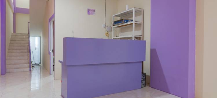 红多兹酒店-近万隆特兰斯公寓3号(RedDoorz Near Trans Studio Bandung 3)图片