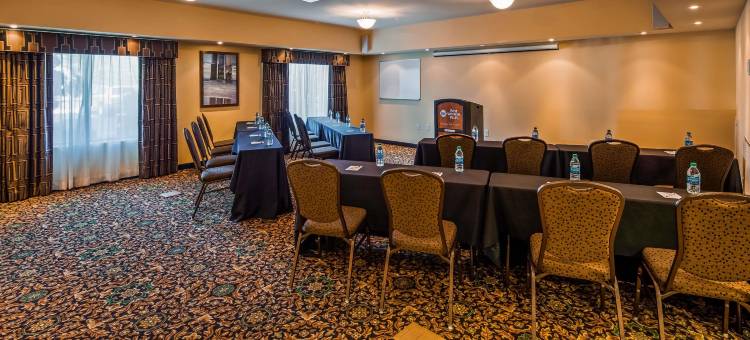 维斯盖特贝斯特韦斯特优质套房酒店(Best Western Plus Westgate Inn  Suites)图片