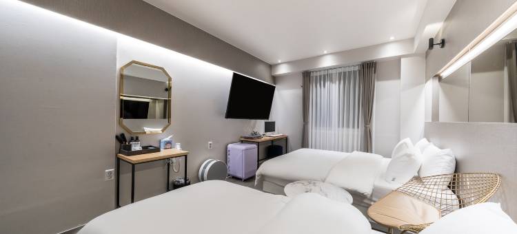 忠州东航酒店(Chungju Donghang Hotel)图片
