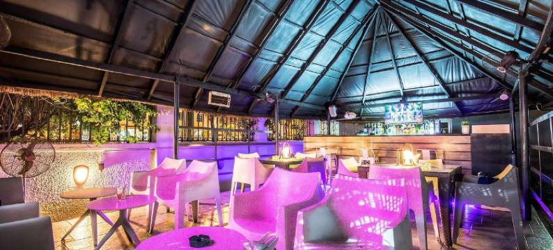 枫叶酒店(Maple Hotel)图片