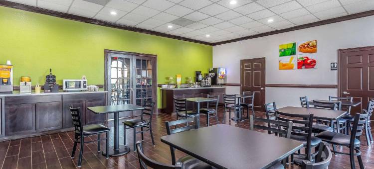 福赛斯凯艺酒店，近乔治亚州公共安全培训中心(Quality Inn Forsyth Near GA Public Safety Training Center)图片