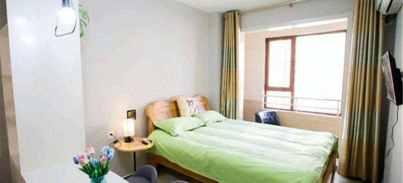 白鹿莱芜技术学院山东财经大学店民宿(山财大街分店)图片