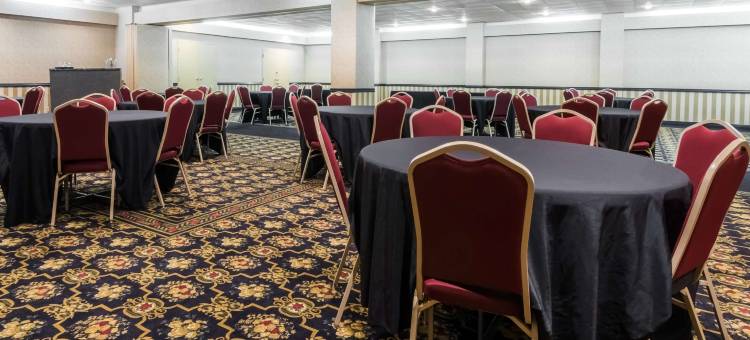 科科莫呗盟套房酒店(Baymont by Wyndham Kokomo)图片