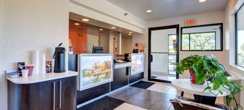 温莎洛克斯哈特福德6号汽车旅馆(Motel 6 Windsor Locks, CT - Hartford)图片