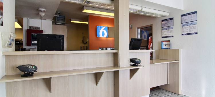 圣安吉洛6号汽车旅馆(Motel 6 San Angelo, TX)图片