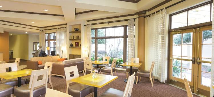 罗利克拉布特里拉昆塔温德姆套房酒店(La Quinta Inn & Suites by Wyndham Raleigh Crabtree)图片