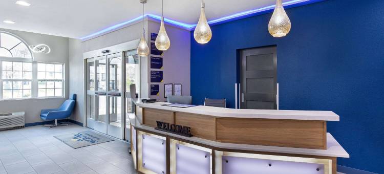 曼切斯特温迈诺特麦客达套房酒店(Microtel Inn & Suites by Wyndham Manchester)图片