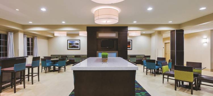 米德兰北拉昆塔温德姆套房酒店(La Quinta Inn & Suites by Wyndham Midland North)图片