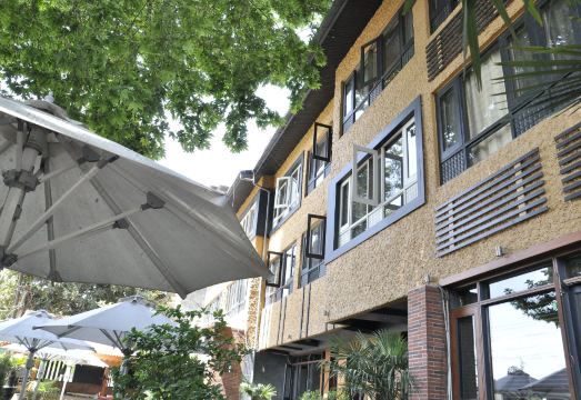 Ahdoos Hotel Hotel Overview