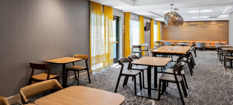 圣迭戈兰乔伯纳多/斯克里普斯波威万豪SpringHill酒店(SpringHill Suites San Diego Rancho Bernardo/Scripps Poway)图片