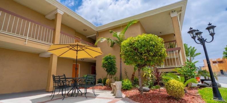 布埃纳帕克豪生酒店(Howard Johnson by Wyndham Buena Park)图片