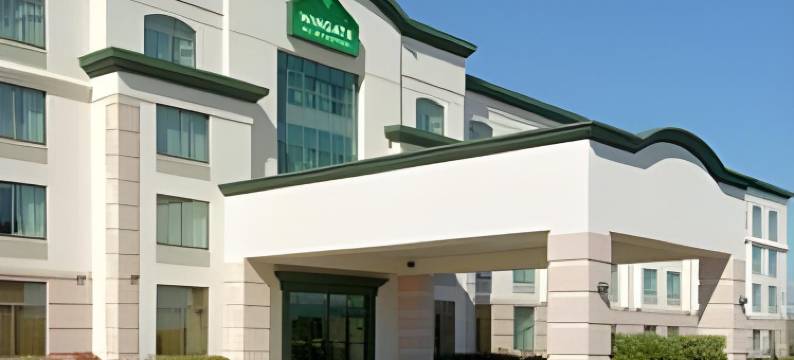 伯明翰贝斯特韦斯特优质套房酒店(Best Western Plus Birmingham Inn  Suites)图片