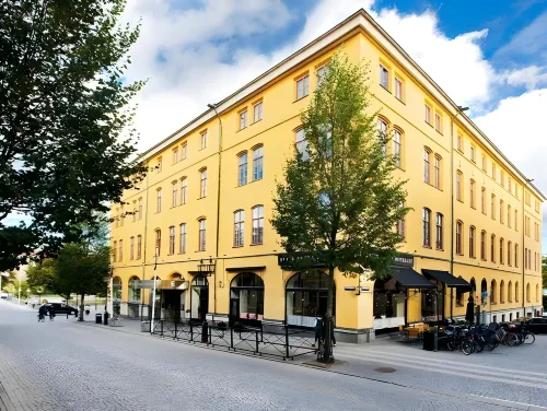 Elite Stora Hotellet Örebro - Bãi đậu xe
