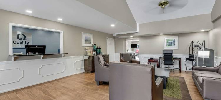 劳林堡凯艺酒店(Quality Inn Laurinburg)图片